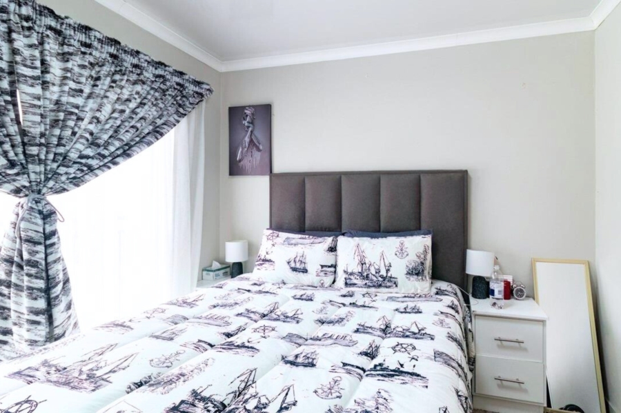 3 Bedroom Property for Sale in Kenleaf Gauteng