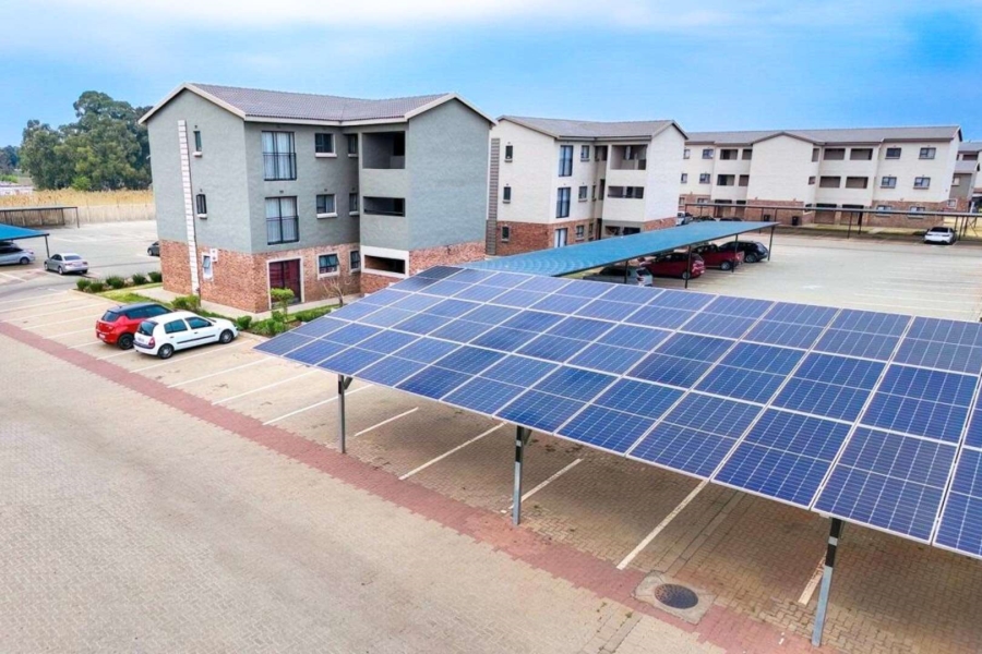 3 Bedroom Property for Sale in Kenleaf Gauteng