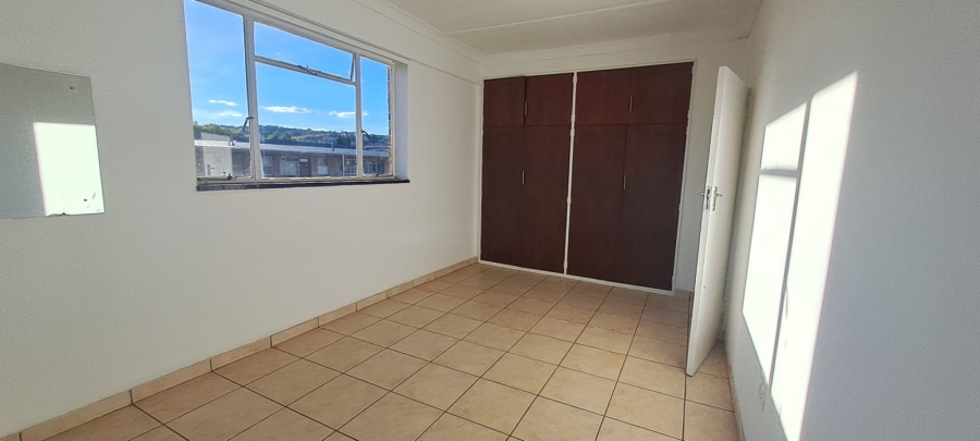 2 Bedroom Property for Sale in New Redruth Gauteng