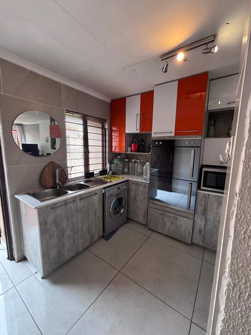 2 Bedroom Property for Sale in Meyersdal Gauteng
