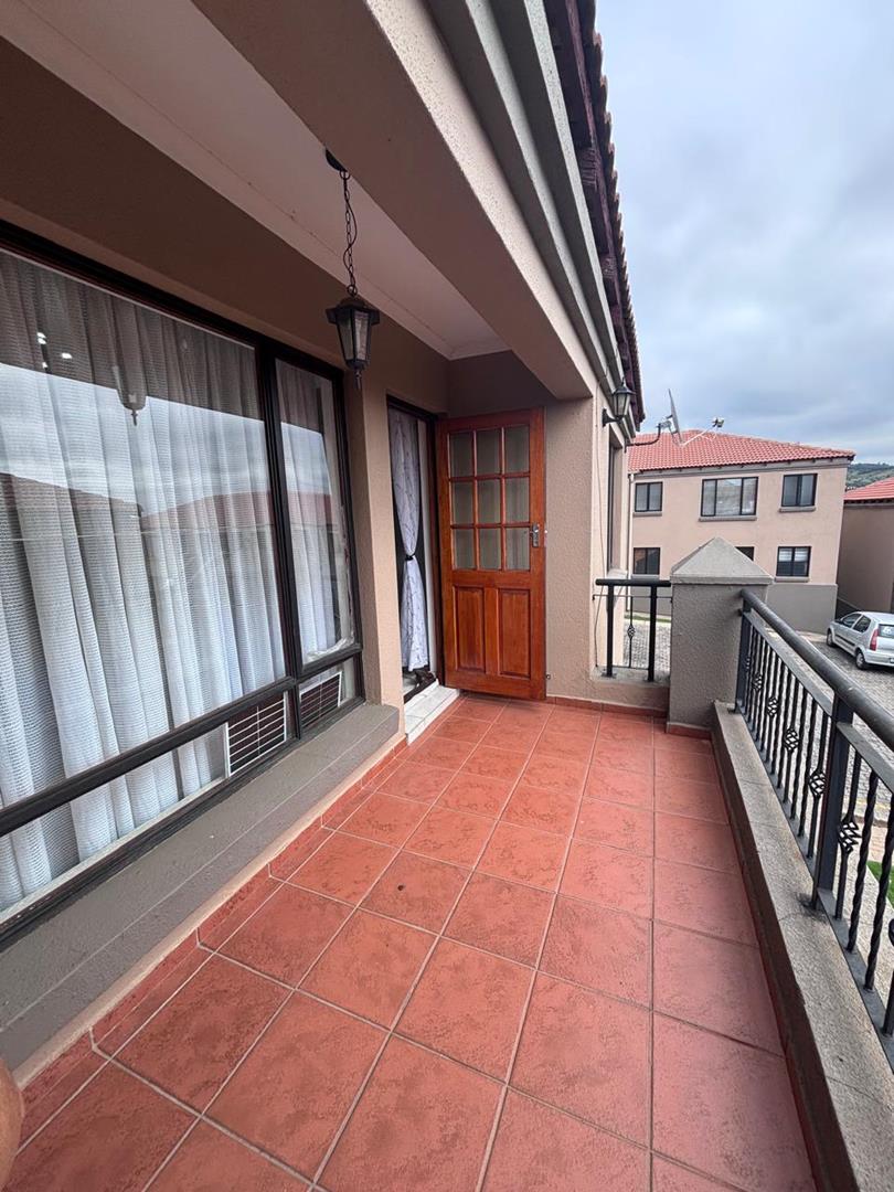 2 Bedroom Property for Sale in Meyersdal Gauteng