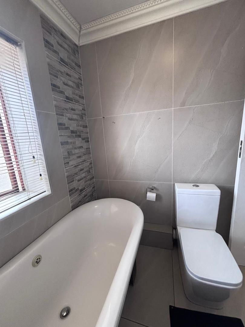 2 Bedroom Property for Sale in Meyersdal Gauteng