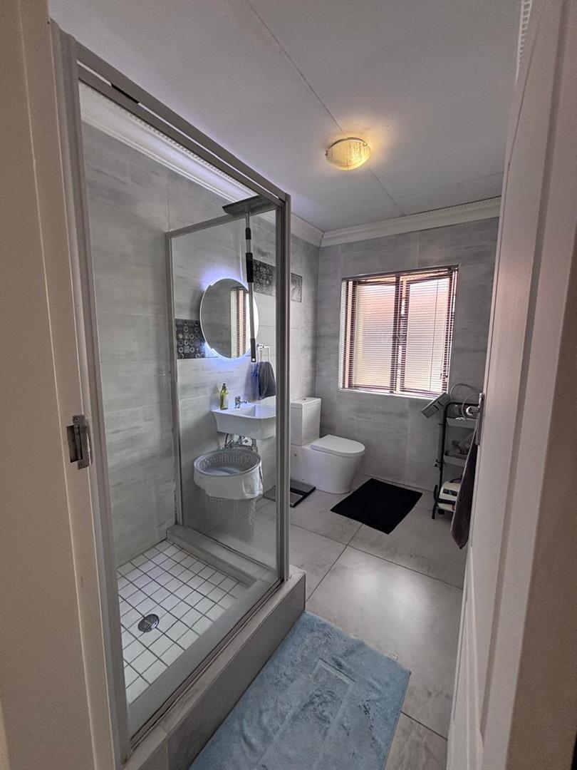 2 Bedroom Property for Sale in Meyersdal Gauteng