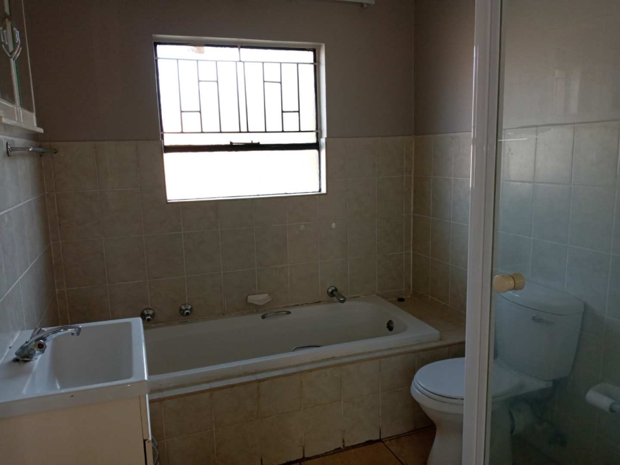 To Let 2 Bedroom Property for Rent in Riversdale Gauteng