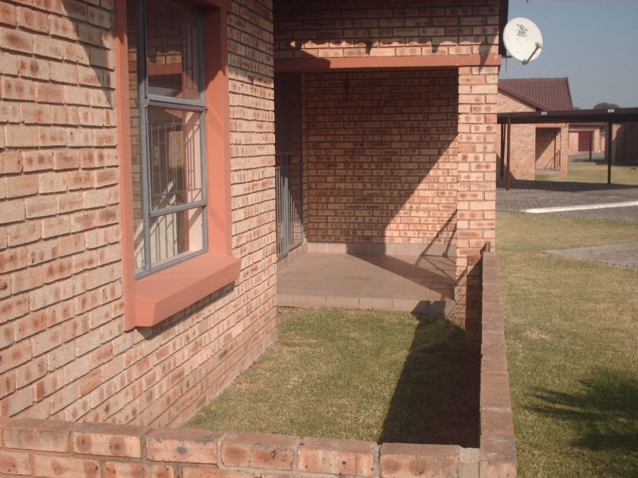 To Let 2 Bedroom Property for Rent in Riversdale Gauteng