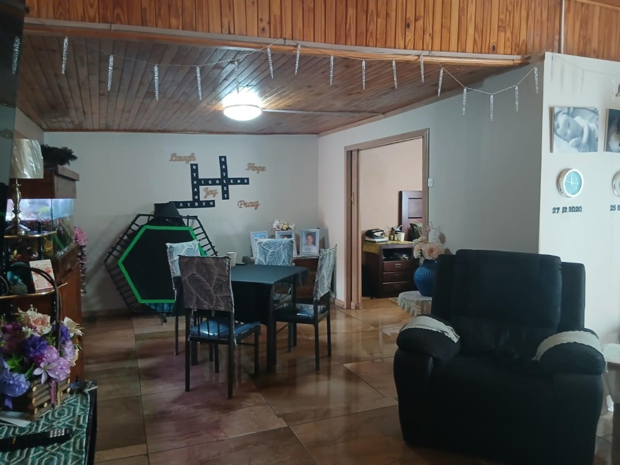 3 Bedroom Property for Sale in South Hills Gauteng