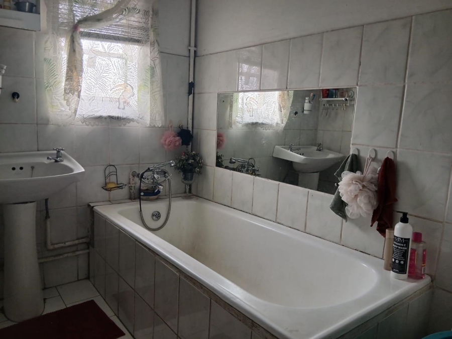 3 Bedroom Property for Sale in South Hills Gauteng