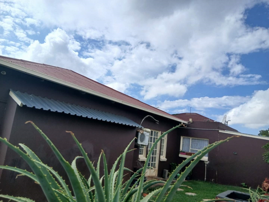 3 Bedroom Property for Sale in South Hills Gauteng