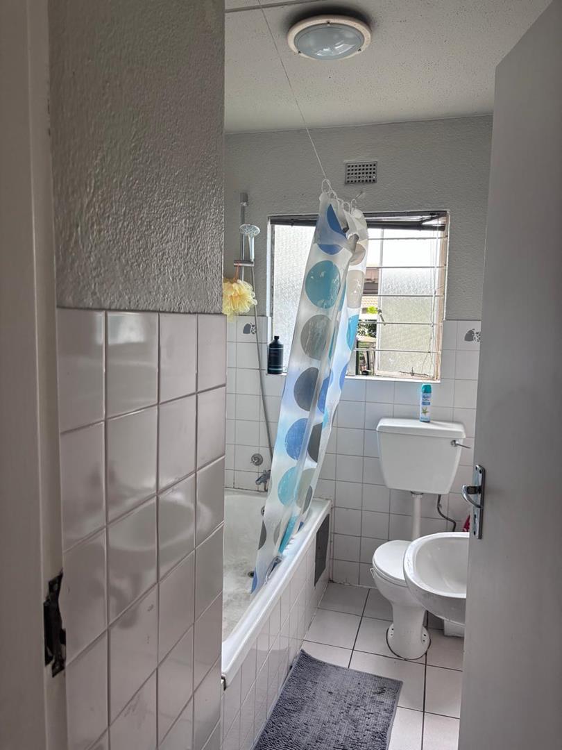 2 Bedroom Property for Sale in Meyersdal Gauteng