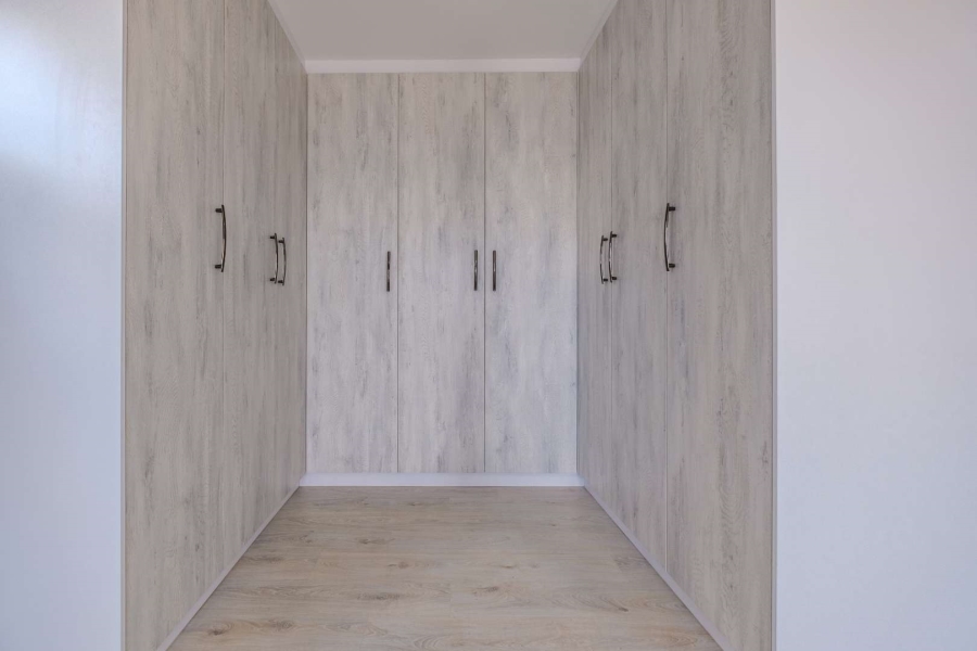 4 Bedroom Property for Sale in Beyerspark Gauteng