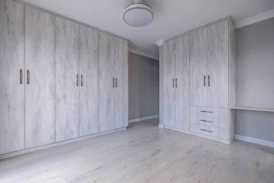 4 Bedroom Property for Sale in Beyerspark Gauteng