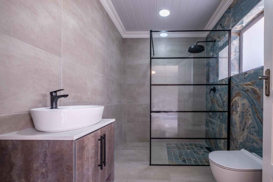 4 Bedroom Property for Sale in Beyerspark Gauteng