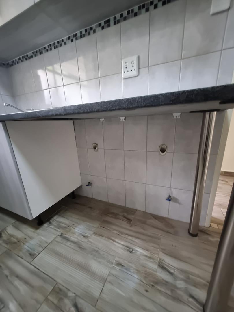 2 Bedroom Property for Sale in Denlee Gauteng