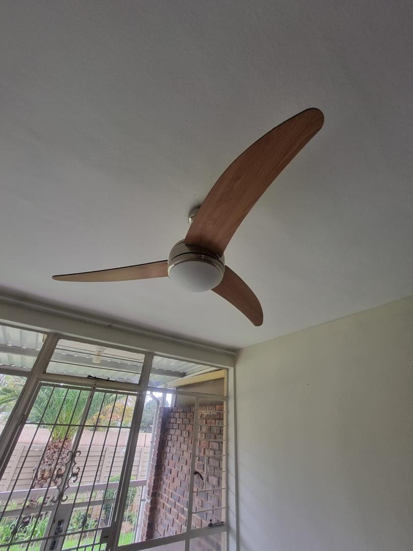 2 Bedroom Property for Sale in Denlee Gauteng