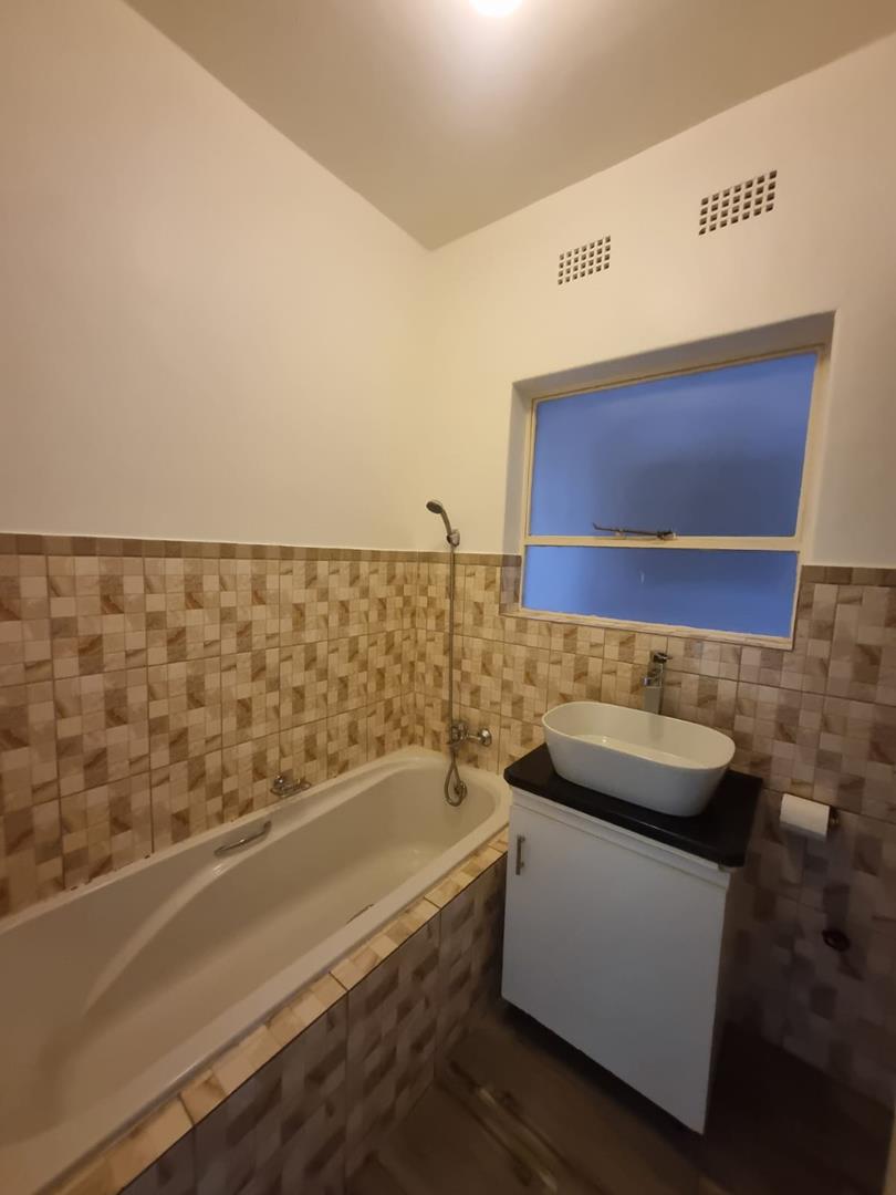 2 Bedroom Property for Sale in Denlee Gauteng