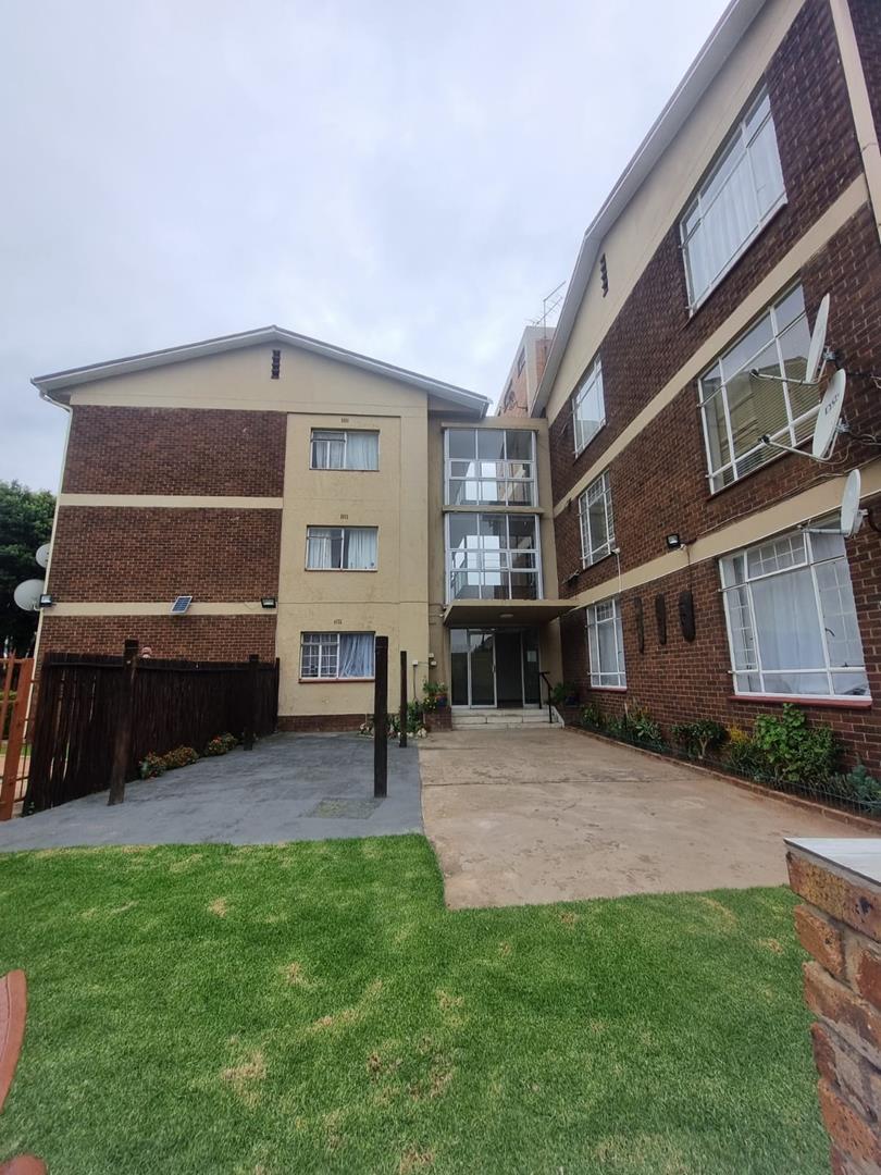 2 Bedroom Property for Sale in Denlee Gauteng