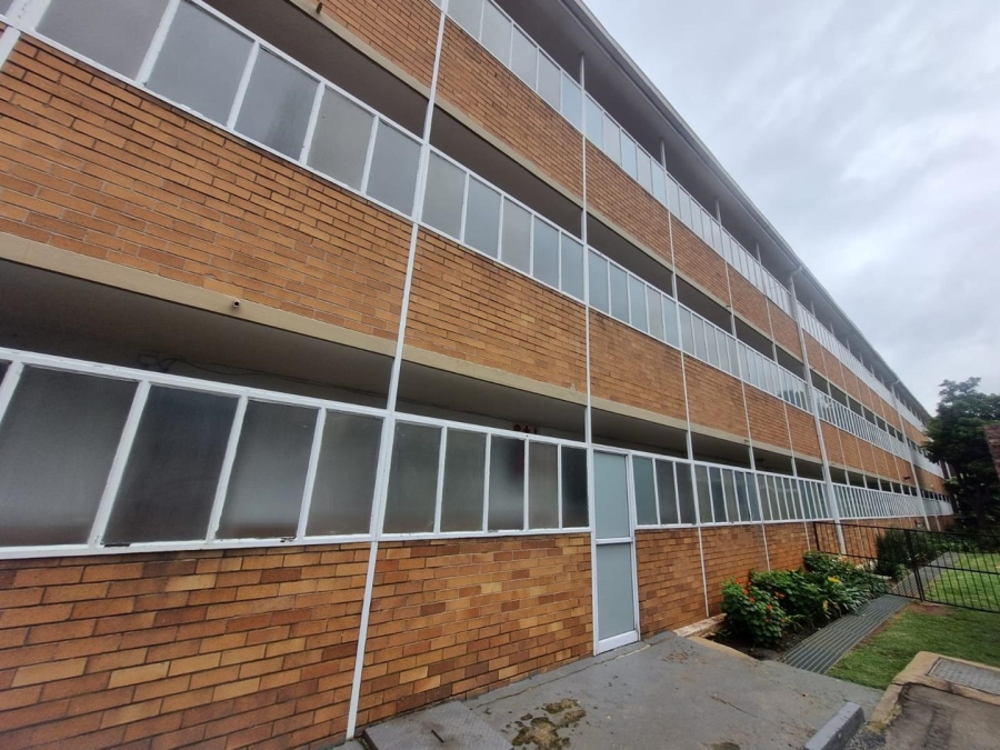 2 Bedroom Property for Sale in Denlee Gauteng