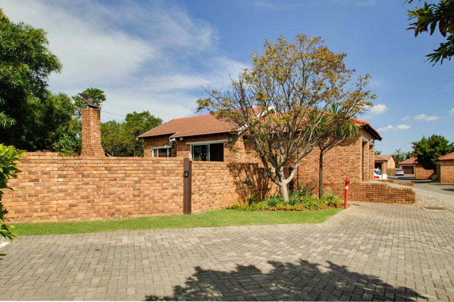 2 Bedroom Property for Sale in Radiokop Gauteng