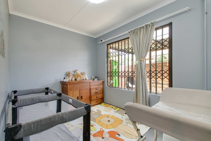 2 Bedroom Property for Sale in Radiokop Gauteng