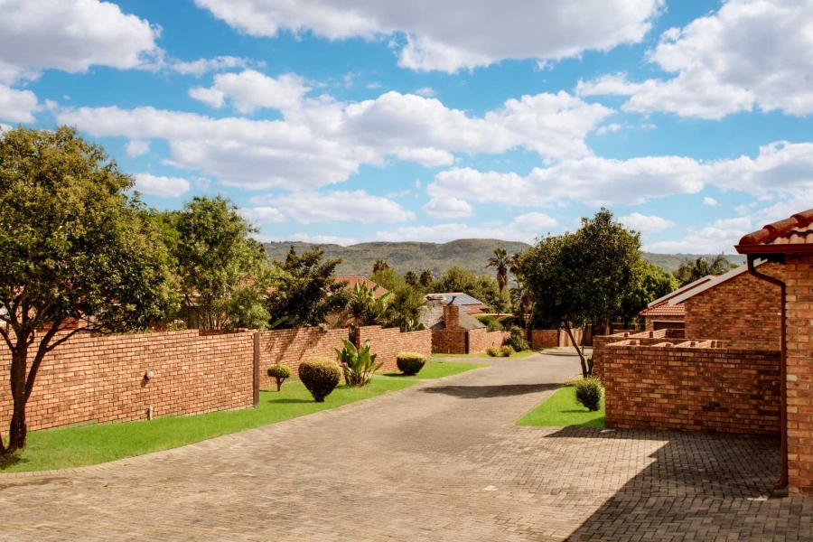 2 Bedroom Property for Sale in Radiokop Gauteng