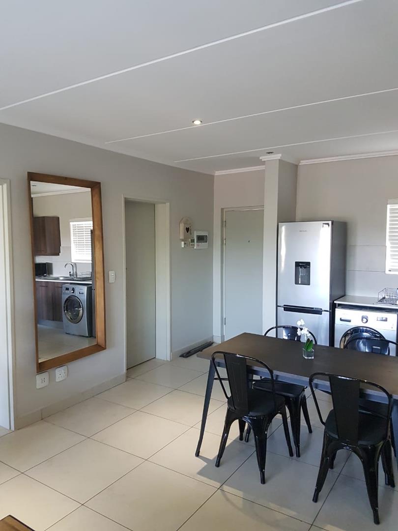To Let 2 Bedroom Property for Rent in Atholl Gauteng