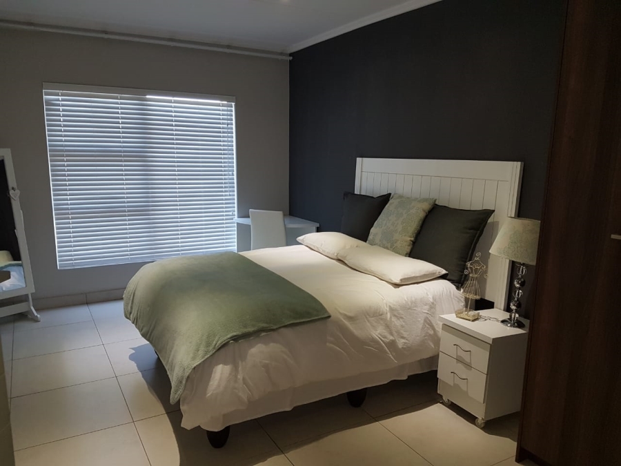 To Let 2 Bedroom Property for Rent in Atholl Gauteng