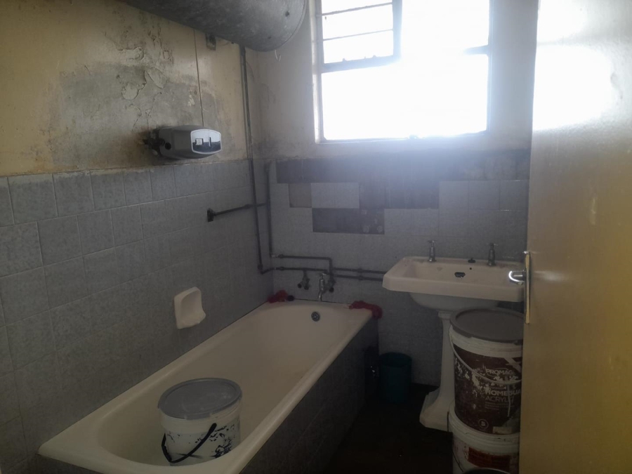 1 Bedroom Property for Sale in Berea Gauteng