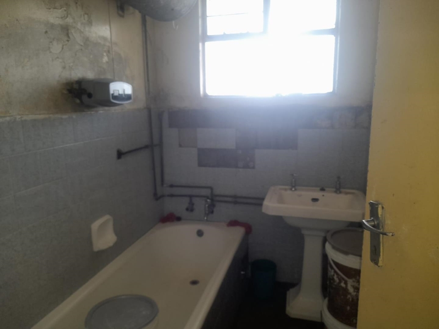 1 Bedroom Property for Sale in Berea Gauteng