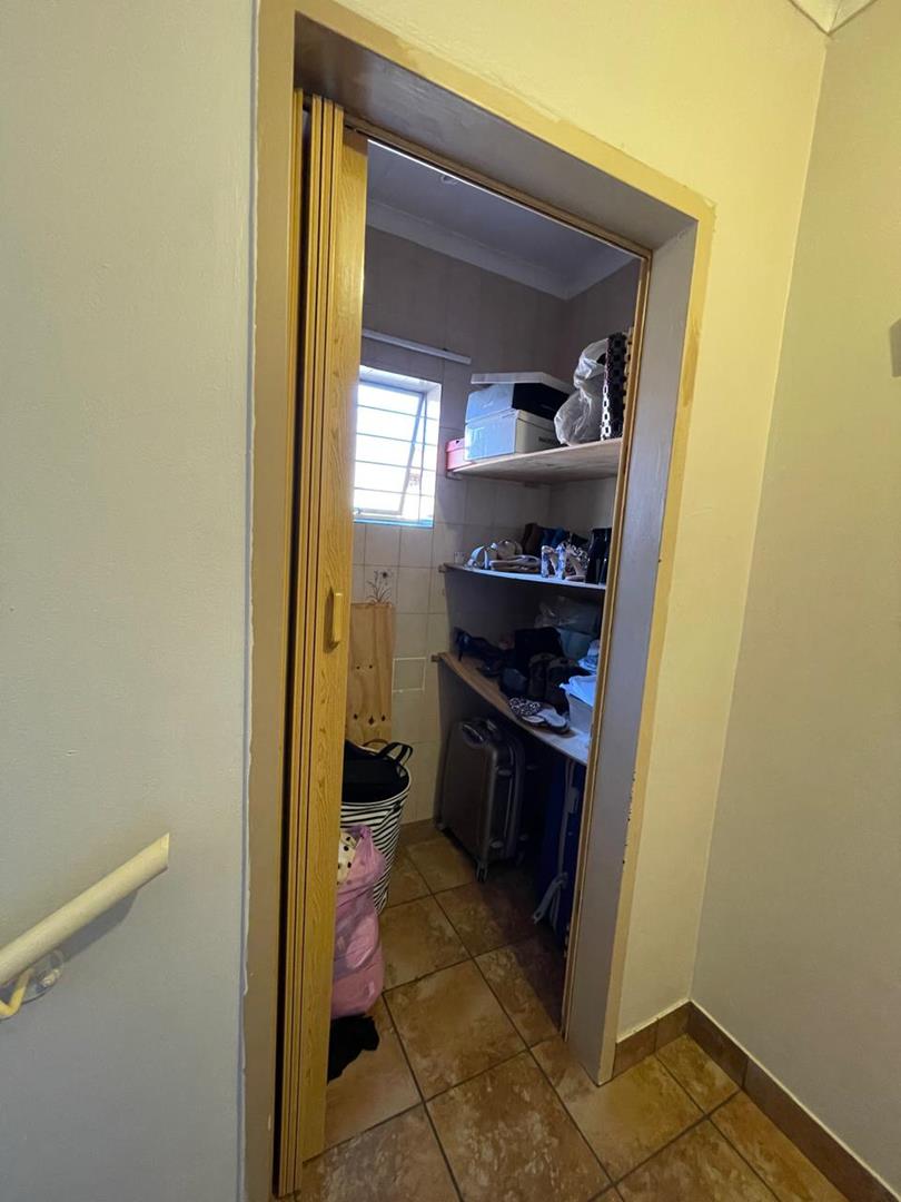 2 Bedroom Property for Sale in Weavind Park Gauteng