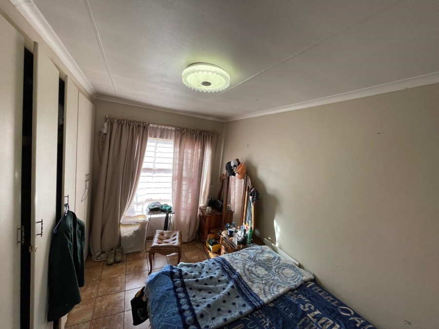 2 Bedroom Property for Sale in Weavind Park Gauteng