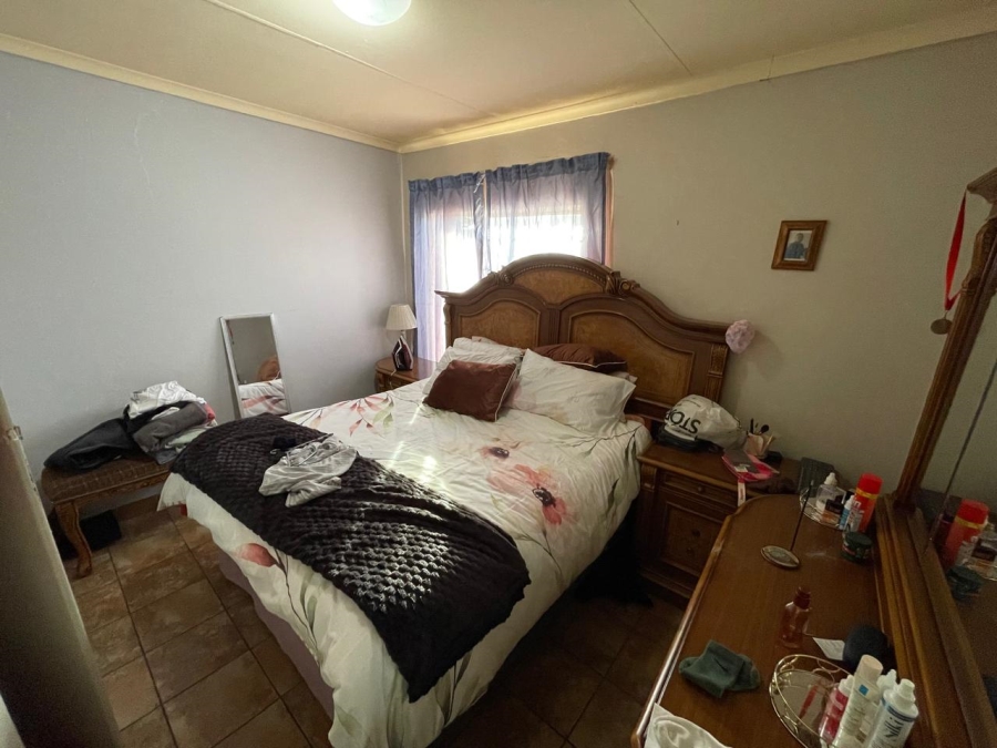 2 Bedroom Property for Sale in Weavind Park Gauteng