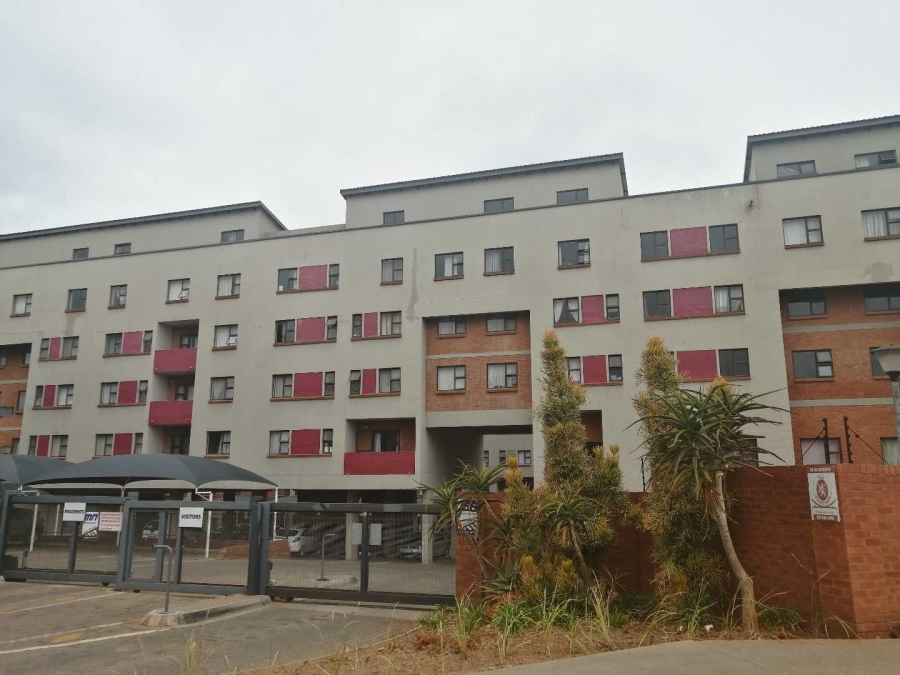 To Let 1 Bedroom Property for Rent in Die Hoewes Gauteng