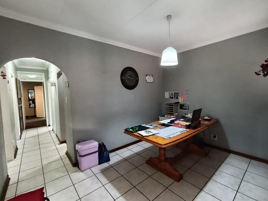 3 Bedroom Property for Sale in Birchleigh North Gauteng