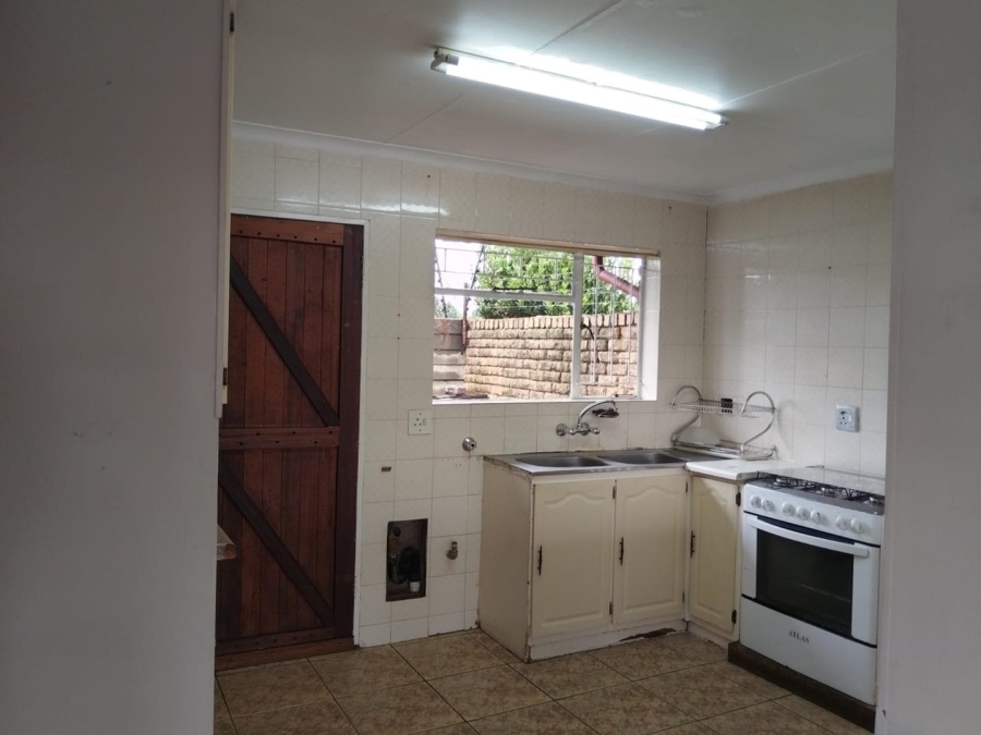 3 Bedroom Property for Sale in Glen Marais Gauteng