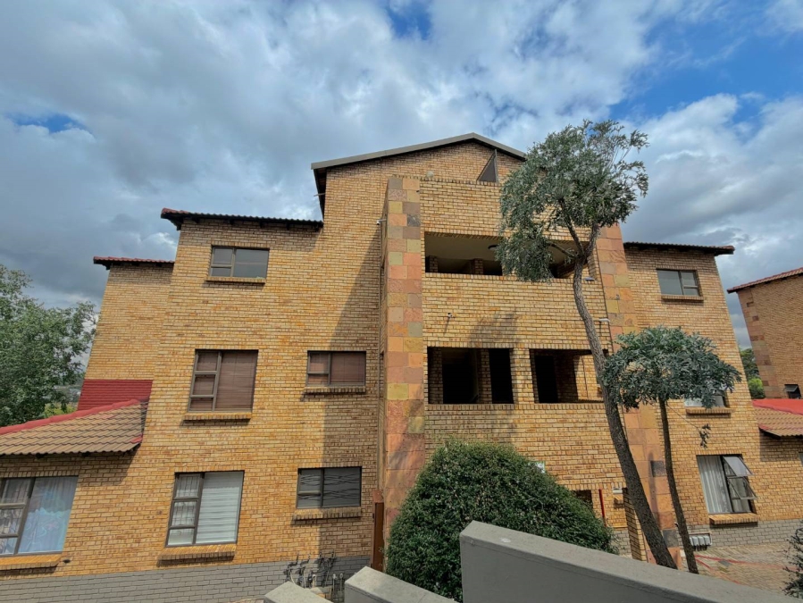1 Bedroom Property for Sale in Mulbarton Gauteng