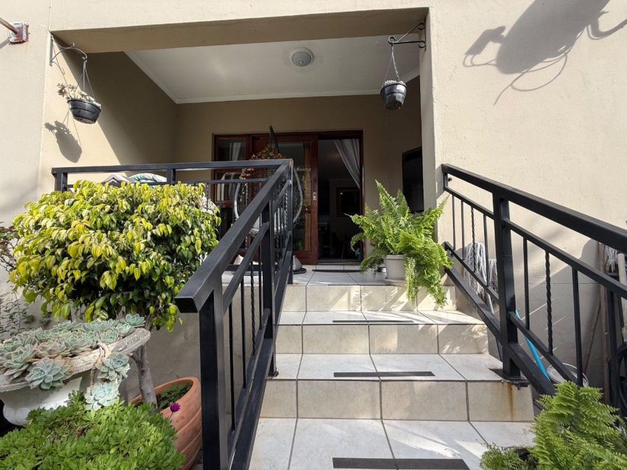 2 Bedroom Property for Sale in Meyersdal Gauteng