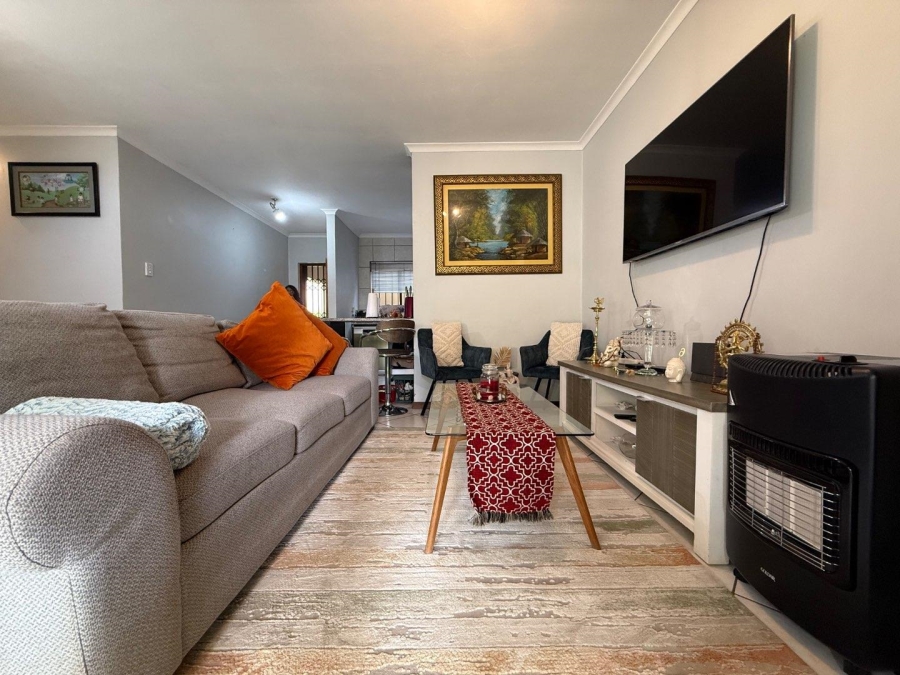 2 Bedroom Property for Sale in Meyersdal Gauteng