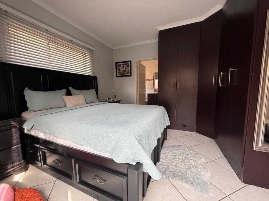 2 Bedroom Property for Sale in Meyersdal Gauteng