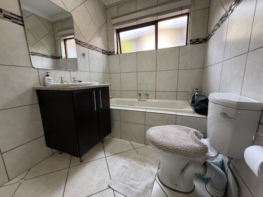 2 Bedroom Property for Sale in Meyersdal Gauteng