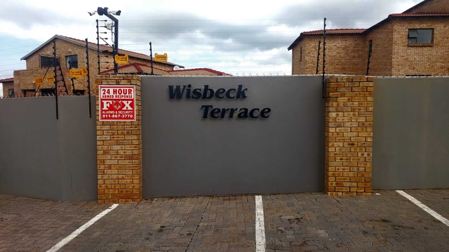 1 Bedroom Property for Sale in Mulbarton Gauteng