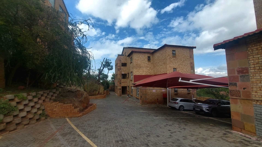 1 Bedroom Property for Sale in Mulbarton Gauteng