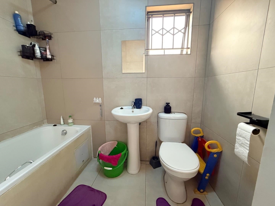 3 Bedroom Property for Sale in Kya Sands Gauteng