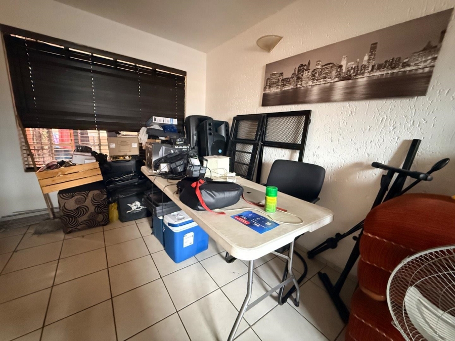 2 Bedroom Property for Sale in Florida Gauteng