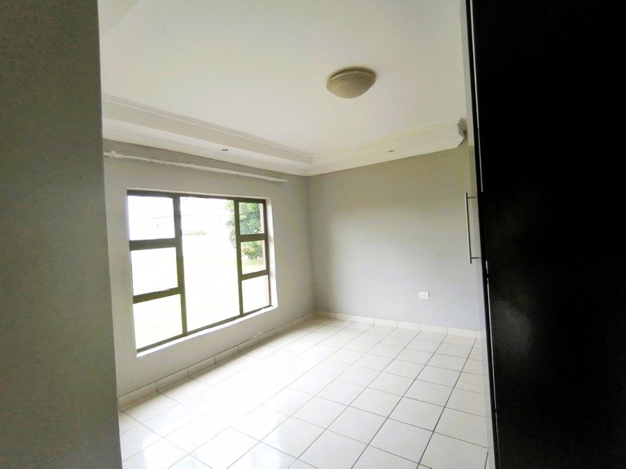 5 Bedroom Property for Sale in Amandasig Gauteng