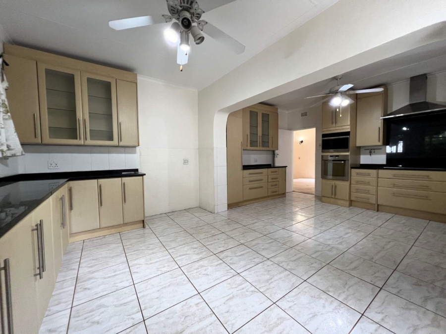 3 Bedroom Property for Sale in Fairland Gauteng