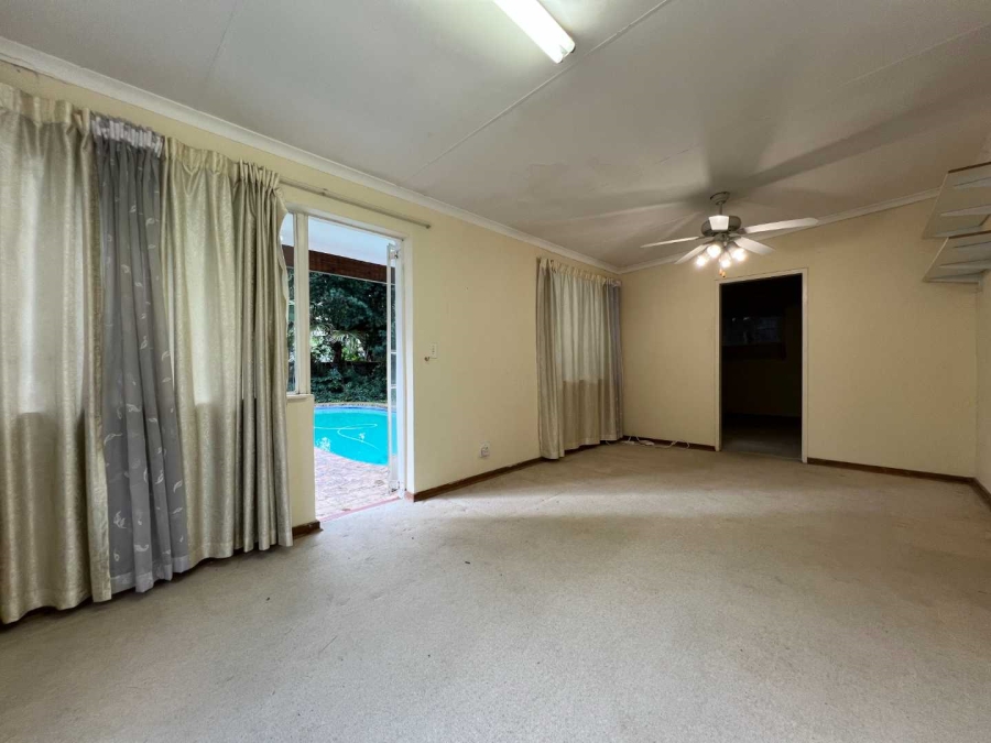 3 Bedroom Property for Sale in Fairland Gauteng