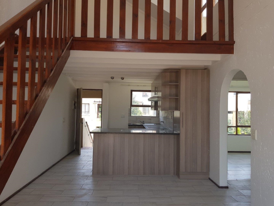 To Let 2 Bedroom Property for Rent in Lonehill Gauteng