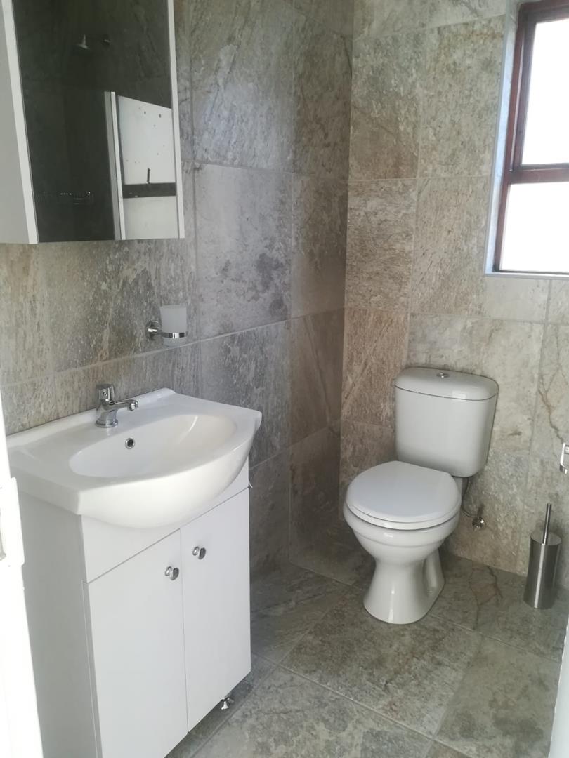 To Let 2 Bedroom Property for Rent in Lonehill Gauteng