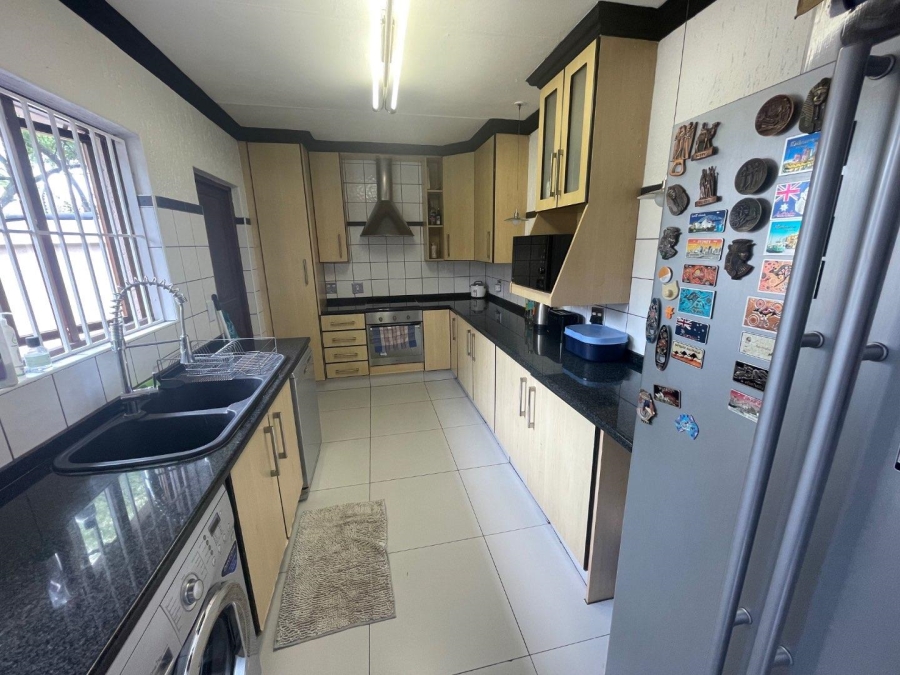 To Let 3 Bedroom Property for Rent in Lonehill Gauteng