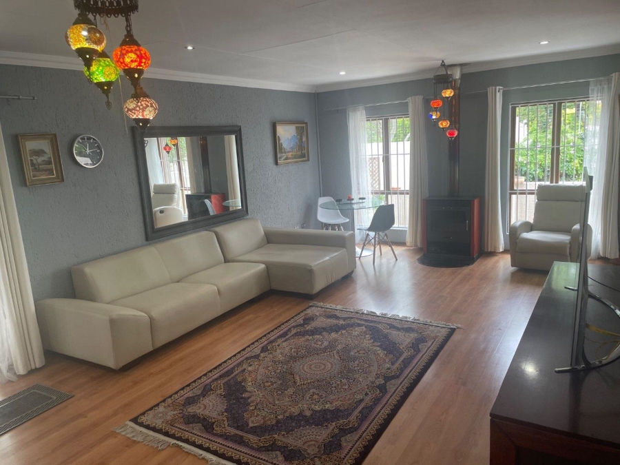 To Let 3 Bedroom Property for Rent in Lonehill Gauteng